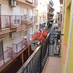 Skyline Haven Stylish N Quiet Daire