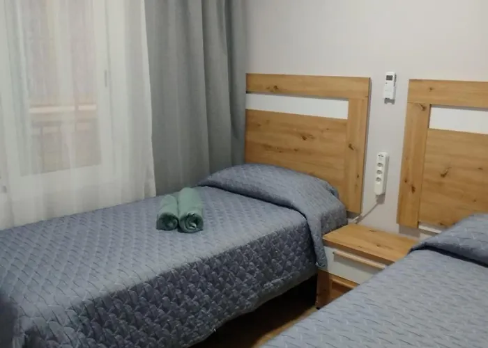 Apartamento Skyline Haven Stylish N Quiet *