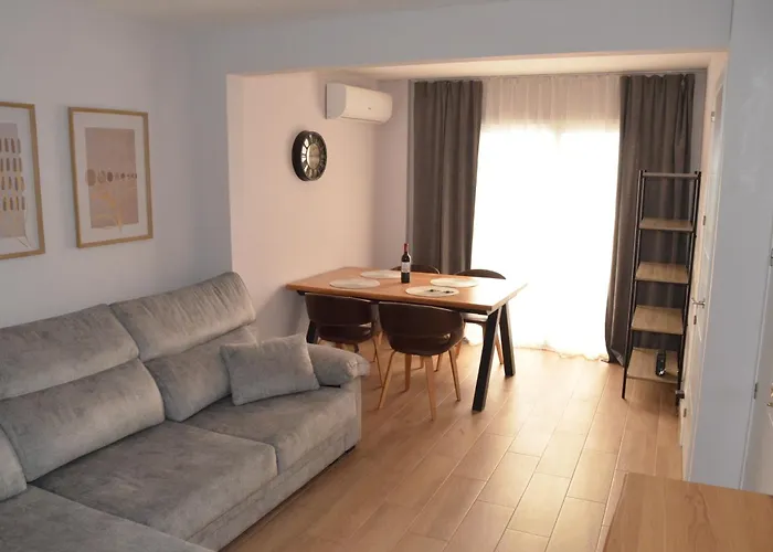 Apartment Skyline Haven Stylish N Quiet *